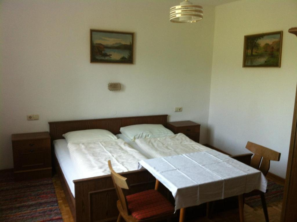 Gasthof Pension Steinberger Sankt Georgen im Attergau Habitación foto